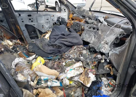 2011 Ford Focus Ses из США, поврежденный, VIN 1FAHP3GN7BW119915